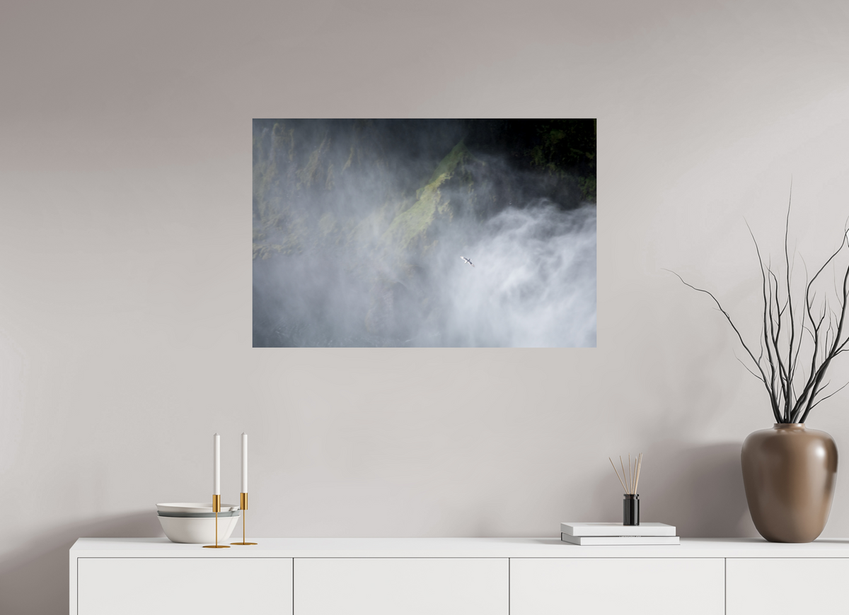 90 x 60 cm, Fotoprint zonder lijst Meeuw bij de Skodafoss - IJsland